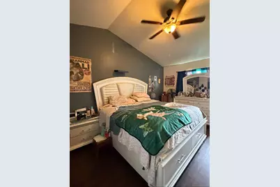 32 Denwil Court, Sacramento, CA 95824 - Photo 8