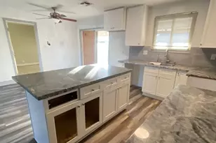 6015 Gay Way, North Highlands, CA 95660 - Photo 2