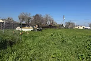 1731 E Pacheco Blvd, Los Banos, CA 93635 - Photo 16