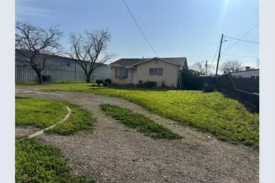 1731 E Pacheco Boulevard, Los Banos, CA 93635 - Photo 6