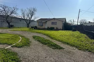 1731 E Pacheco Blvd, Los Banos, CA 93635 - Photo 6