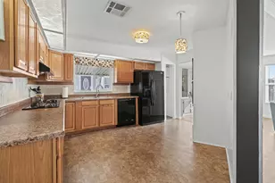 Millbrook Circle, Sacramento, CA 95828 - Photo 22