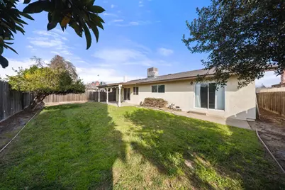 2261 Peace Way, Turlock, CA 95382 - Photo 16