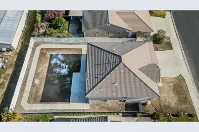 2721 Holland Avenue, Clovis, CA 93611 - Photo 52