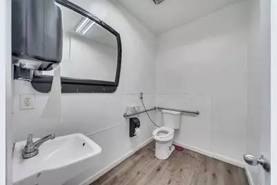 2255 S Airport Way, Stockton, CA 95206 - Photo 6