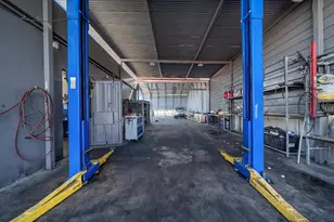 2255 S Airport Way, Stockton, CA 95206 - Photo 12