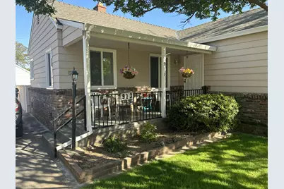 913 N 55th Street, Sacramento, CA 95819 - Photo 2