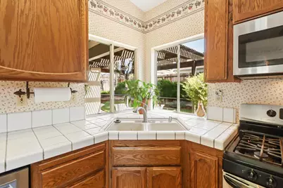 8200 Montville Court, Antelope, CA 95843 - Photo 12