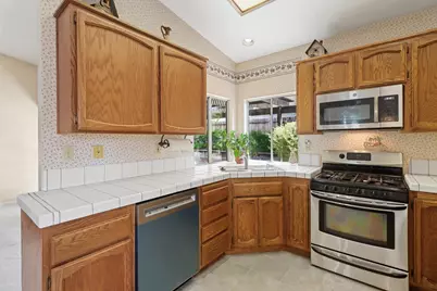 8200 Montville Court, Antelope, CA 95843 - Photo 10