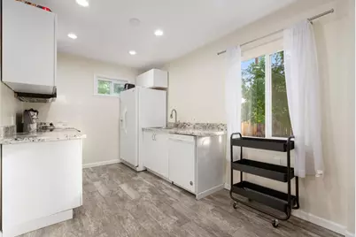 4400 40th Avenue, Sacramento, CA 95824 - Photo 12