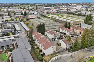 1353 Hood Rd, Sacramento, CA 95825 - Photo 32