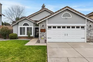 6066 Creek Bend Dr, Riverbank, CA 95367 - Photo 4