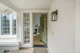 6051 Kenneth Oak Way, Fair Oaks, CA 95628 - Photo 10