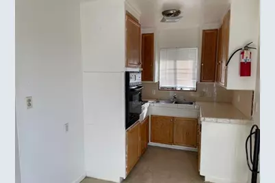 1685 Glenrose Avenue, Sacramento, CA 95815 - Photo 4