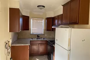 1685 Glenrose Ave, Sacramento, CA 95815 - Photo 2