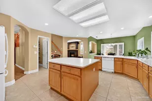 3526 Lake Terrace Dr, Elk Grove, CA 95758 - Photo 10