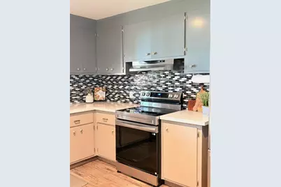 1908 Debonaire Court, Modesto, CA 95350 - Photo 10