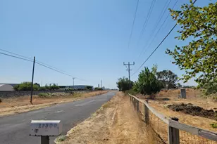 13300 McFarland St, Galt, CA 95632 - Photo 26