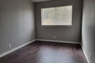 7548 Lindale Dr, Sacramento, CA 95828 - Photo 14
