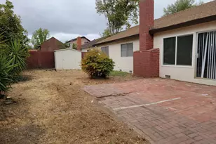 7548 Lindale Dr, Sacramento, CA 95828 - Photo 22