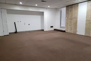 7548 Lindale Dr, Sacramento, CA 95828 - Photo 16