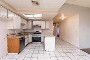 421 Lindsay Ave, Sacramento, CA 95838 - Photo 16