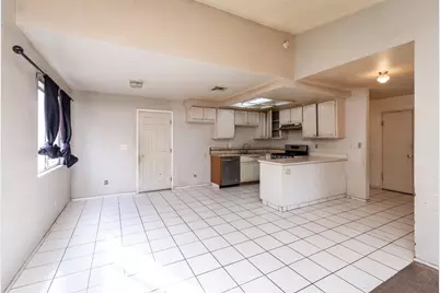 421 Lindsay Avenue, Sacramento, CA 95838 - Photo 14