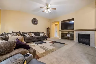 612 Beck Creek Lane, Patterson, CA 95363 - Photo 10