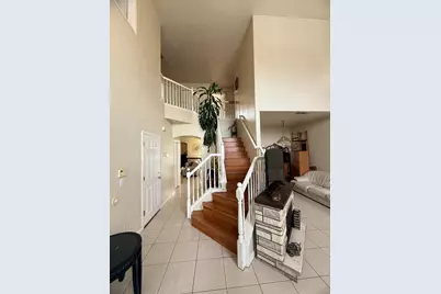 2036 Picasso Way, Stockton, CA 95206 - Photo 8