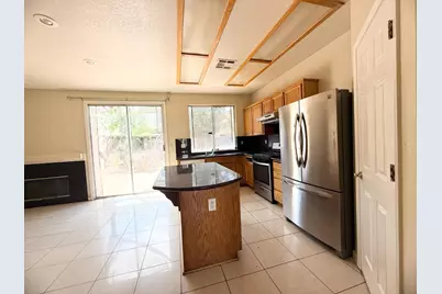 2036 Picasso Way, Stockton, CA 95206 - Photo 14