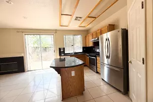 2036 Picasso Way, Stockton, CA 95206 - Photo 14