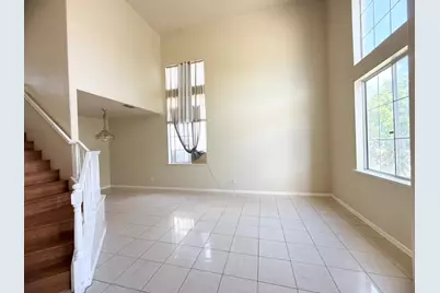 2036 Picasso Way, Stockton, CA 95206 - Photo 8