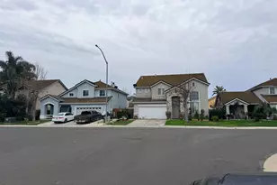 2036 Picasso Way, Stockton, CA 95206 - Photo 2