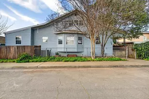 3126 31st St, Sacramento, CA 95817 - Photo 2