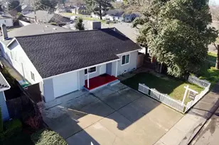 2118 W Sonoma Ave, Stockton, CA 95204 - Photo 4
