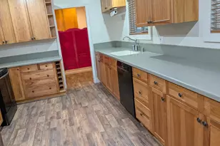 24040 Hitching Post Rd, Sonora, CA 95370 - Photo 8