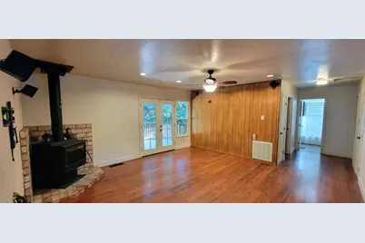 24040 Hitching Post Road, Sonora, CA 95370 - Photo 12