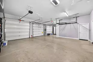 2367 Clubhouse Dr, Rocklin, CA 95765 - Photo 36