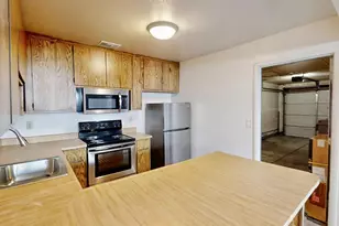 6 Topam Ct, Sacramento, CA 95833 - Photo 4
