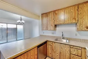 6 Topam Ct, Sacramento, CA 95833 - Photo 2