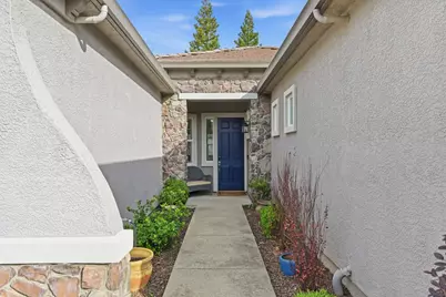 2163 Stockman Circle, Folsom, CA 95630 - Photo 2