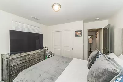 4148 Beverly Avenue, Clovis, CA 93619 - Photo 20