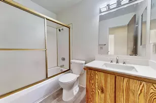 2 Topam Ct, Sacramento, CA 95833 - Photo 4