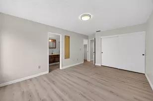 7998 Caceres Way, Sacramento, CA 95823 - Photo 32