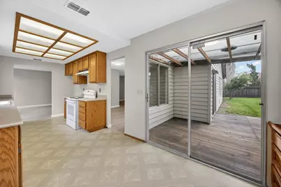 7998 Caceres Way, Sacramento, CA 95823 - Photo 20