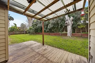 7998 Caceres Way, Sacramento, CA 95823 - Photo 38