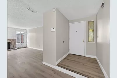 7998 Caceres Way, Sacramento, CA 95823 - Photo 14