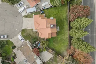 9659 N Shenandoah Ln, Fresno, CA 93720 - Photo 2