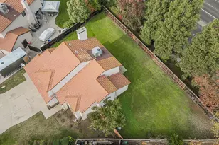 9659 N Shenandoah Ln, Fresno, CA 93720 - Photo 42