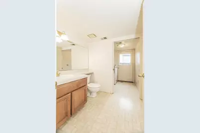 9659 N Shenandoah Lane, Fresno, CA 93720 - Photo 20